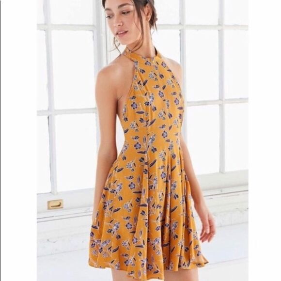 NWOT  mini dress  size S Kimchi blue - Picture 1 of 7